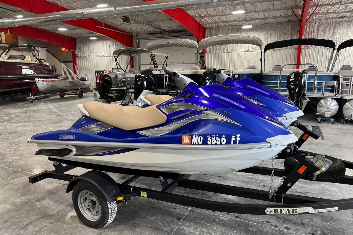 2005 Yamaha WaveRunner VX Deluxe - Sold Boat