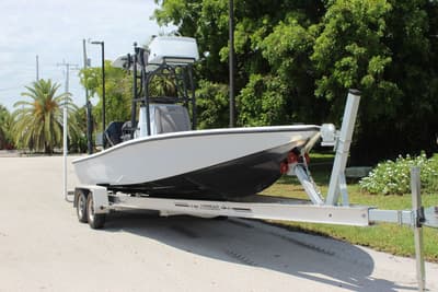 BOATZON | Yellowfin 24 BAY CE 2019