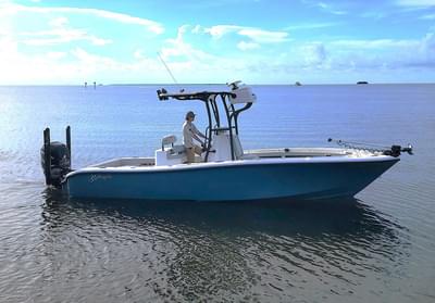 BOATZON | Yellowfin 26 Hybrid 2021