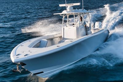 BOATZON | Yellowfin 32 Offshore 2026