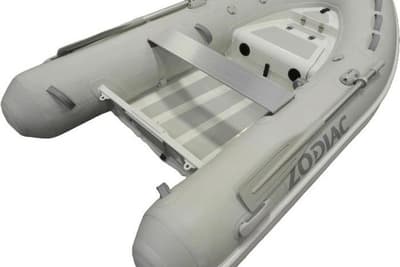 BOATZON | Zodiac Nomad 27 RIB Alu 2025