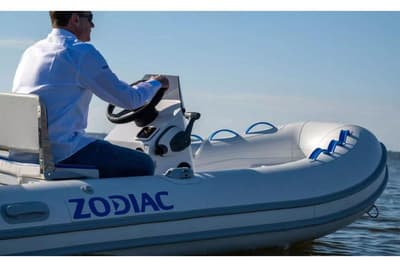 BOATZON | Zodiac Nomad 36 RIB Alu 2025