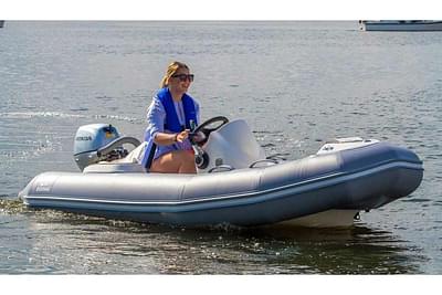 BOATZON | Zodiac Yachtline 360 2025