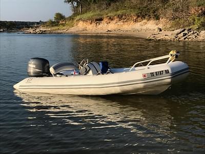 BOATZON | Zodiac Yachtline 420 Deluxe 2002 BOATZON | Zodiac Yachtline 420 Deluxe 2002