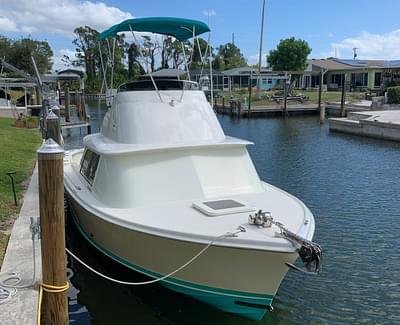 BOATZON | 1973 Bertram 31 FLYBRIDGE CRUISER