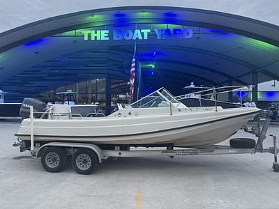 BOATZON | 1977 Boston Whaler 21 Revenge