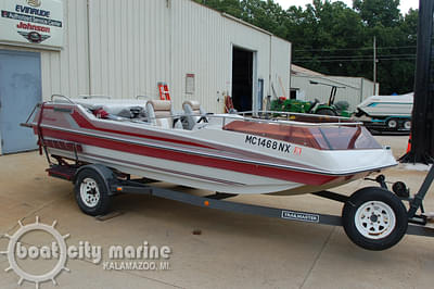 BOATZON | 1986 Hurricane SunDeck 176 IO