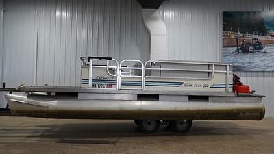 BOATZON | 1986 Weeres Aqua Deck 200