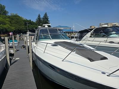BOATZON | 1990 Regal 32 Cruiser