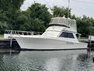 BOATZON | 1990 Viking 45 Convertible