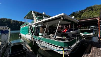 BOATZON | 1992 Sumerset 14 x 66 Houseboat BOATZON | 1992 Sumerset 14 x 66 Houseboat