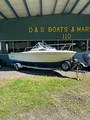 BOATZON | 1995  Dixie Walk Around with Cuddy Cab