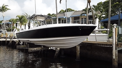 BOATZON | 1998 Intrepid 322 Cuddy
