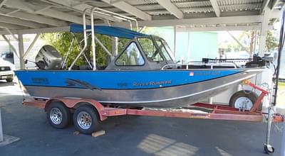 BOATZON | 1999 Hewes Craft River Runner