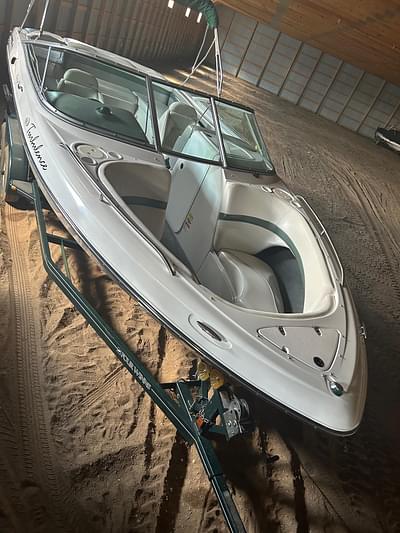 BOATZON | 2000 Four Winns Horizon 230