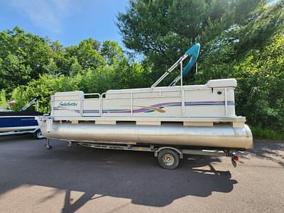BOATZON | 2000 Godfrey Sweetwater 2019 R BOATZON | 2000 Godfrey Sweetwater 2019 R