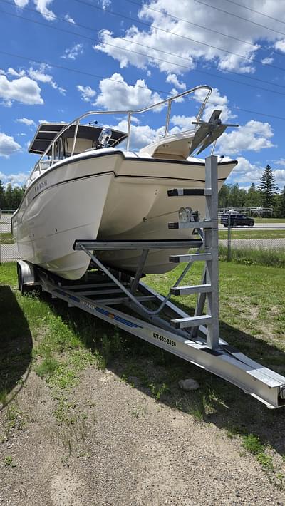 BOATZON | 2000 Grady White X26 TIGERCAT