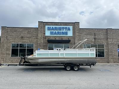 BOATZON | 2000 JC 266 io Classic w MerCrusier 50L   240HP Engine and TN Trailer