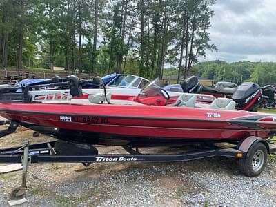 BOATZON | 2000 TRITON tr186