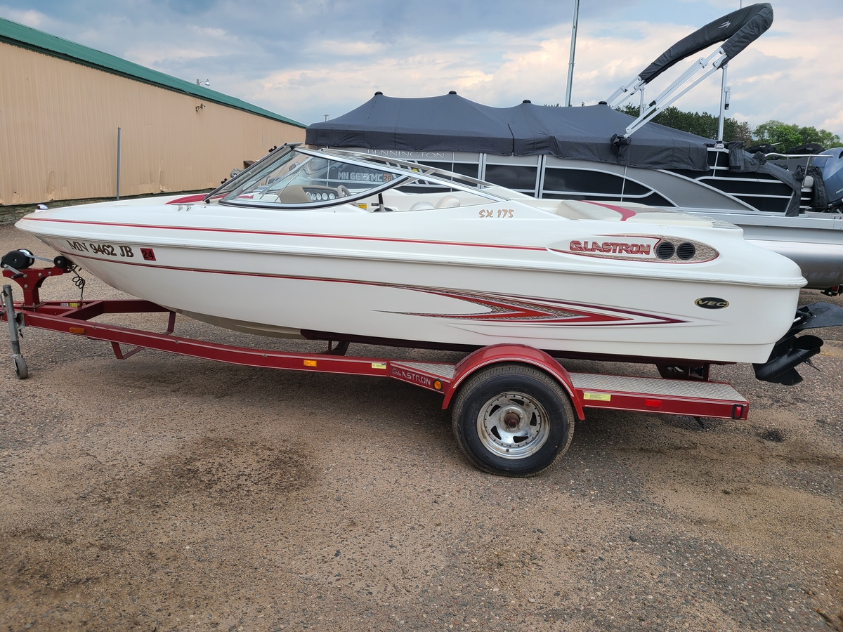 2001 Glastron Glastron SX 175 W A 43L Mercruiser  Trailer 2001 - Sold Boat