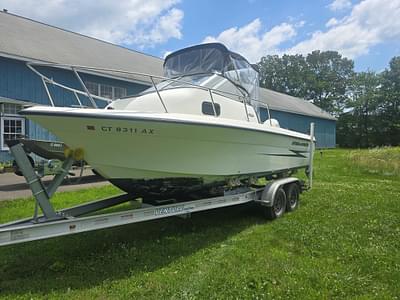 BOATZON | 2001 HydraSports 272 SeaHorse