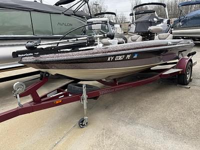 BOATZON | 2001 Triton Boats 170