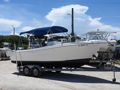 BOATZON | 2002 Cobia 254