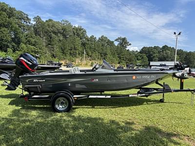 BOATZON | 2002 Triton Boats 176 MAGNUM