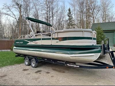 BOATZON | 2003 Crestliner 2285 CFI ANGLER BOATZON | 2003 Crestliner 2285 CFI ANGLER