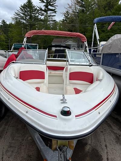 BOATZON | 2003 Larson SEI 180
