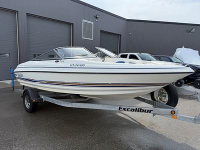 BOATZON | 2003 Larson SEI 190 BOATZON | 2003 Larson SEI 190