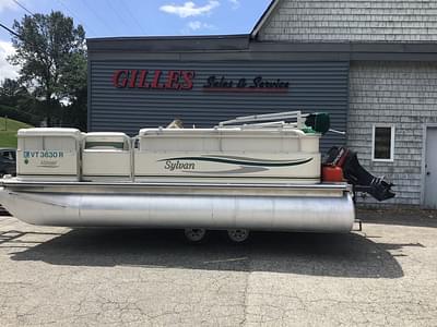 BOATZON | 2003 Sylvan 818 MIRAGE