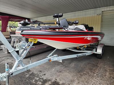 BOATZON | 2003 Tracker Boats Nitro 911 CDC DEAL PENDING BOATZON | 2003 Tracker Boats Nitro 911 CDC DEAL PENDING