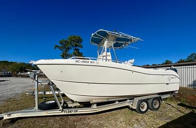 BOATZON | 2003 World Cat 230SF