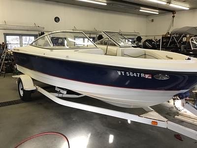 BOATZON | 2004 Bayliner International 215 Classic