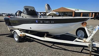 BOATZON | 2004 Crestliner 1400 ANGLER