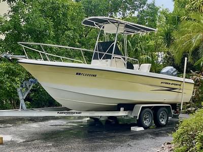 BOATZON | 2004 HydraSports 21CC