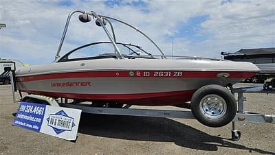 BOATZON | 2004 Malibu Boats WAKESETTER