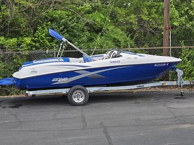 BOATZON | 2004 Yamaha LX210 BOATZON | 2004 Yamaha LX210