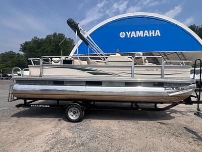 BOATZON | 2005 Sun Tracker 21 Fishing Barge BOATZON | 2005 Sun Tracker 21 Fishing Barge