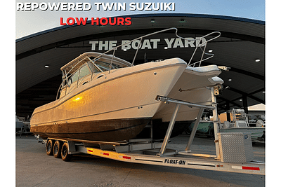 BOATZON | 2005 World Cat 320EC