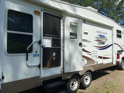 BOATZON | 2006 Keystone RV Sprinter Copper Canyon Edition 252FWRLS