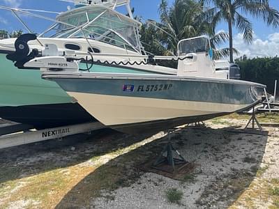 BOATZON | 2006 Pathfinder 2200 Tournament