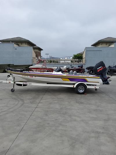 BOATZON | 2006 Skeeter ZX 200