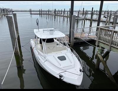 BOATZON | 2007 Boston Whaler 320 OUTRAGE CUDDY BOATZON | 2007 Boston Whaler 320 OUTRAGE CUDDY