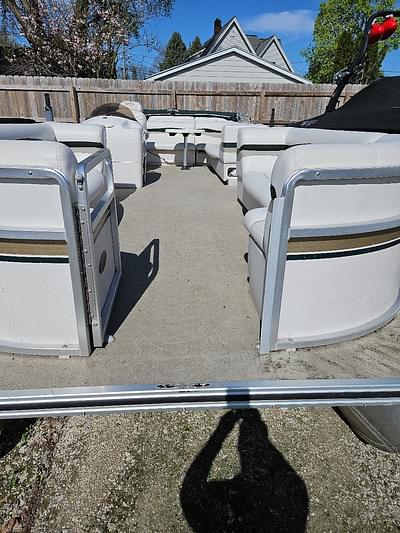 BOATZON | 2007 Harris Sunliner 240 BOATZON | 2007 Harris Sunliner 240