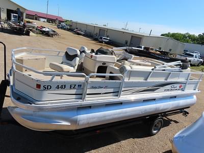 BOATZON | 2007 Sun Tracker Fishin Barge