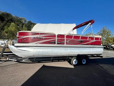 BOATZON | 2008 South Bay 800 Series 822CR