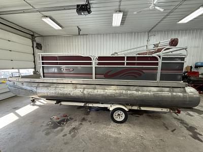 BOATZON | 2008 TMC Pontoons 2000