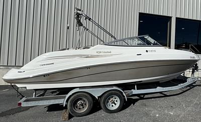 BOATZON | 2008 Yamaha 232 Limited